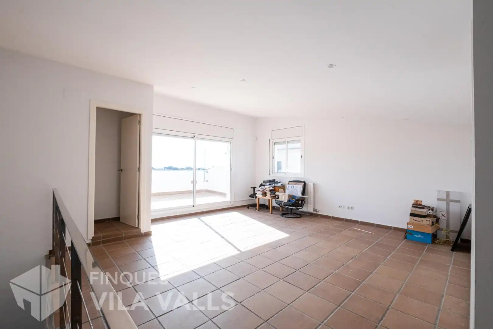 Sala d'estar de Casa o xalet en venda en Bigues i Riells del Fai amb Aire condicionat, Jardí privat i Parquet