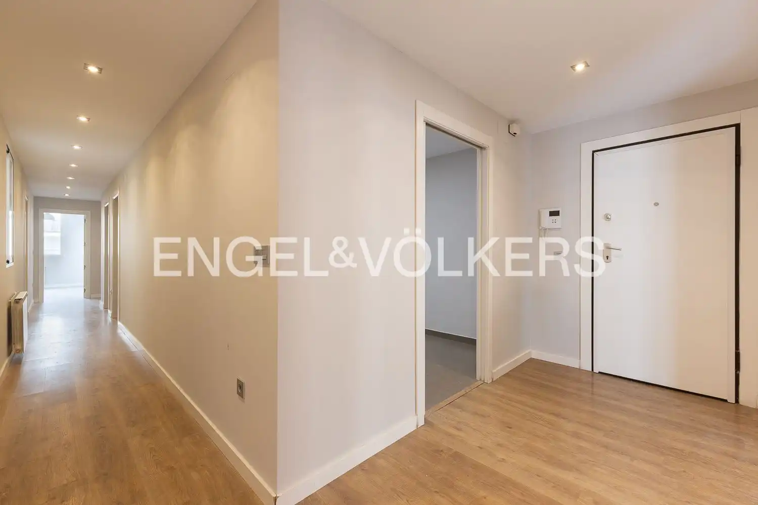 Piso de alquiler en Valencia con Aire acondicionado, Calefacción y Balcón