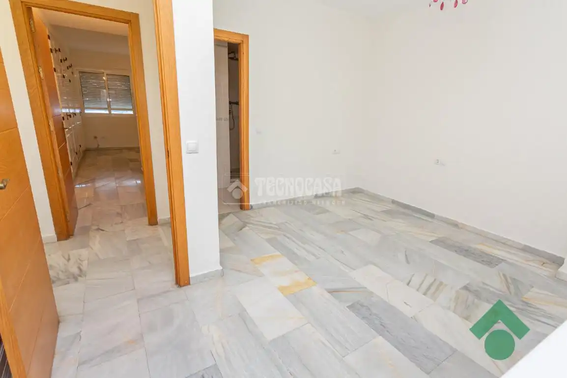 Flat for sale in Algeciras