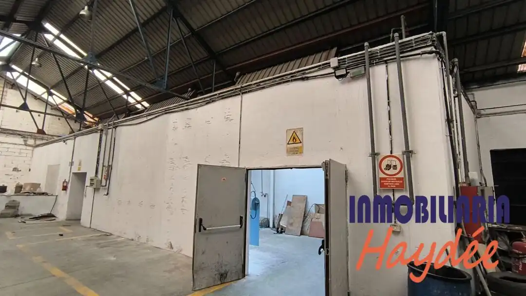 Nave industrial en venta en Erandio