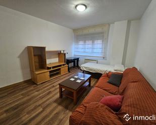 Living room of Study for sale in Salamanca Capital