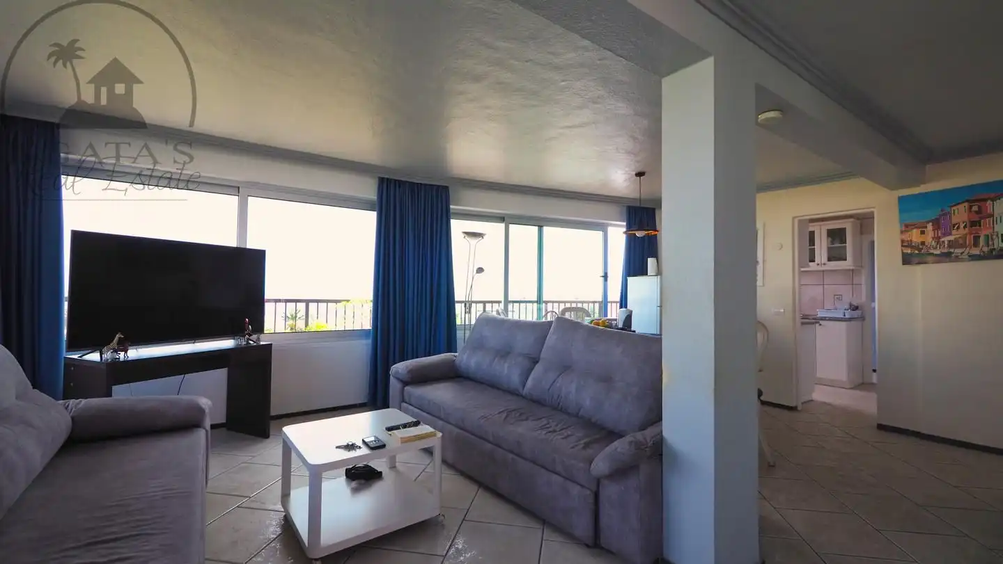 Sala d'estar de Àtic en venda en Puerto de la Cruz amb Terrassa, Moblat i Balcó