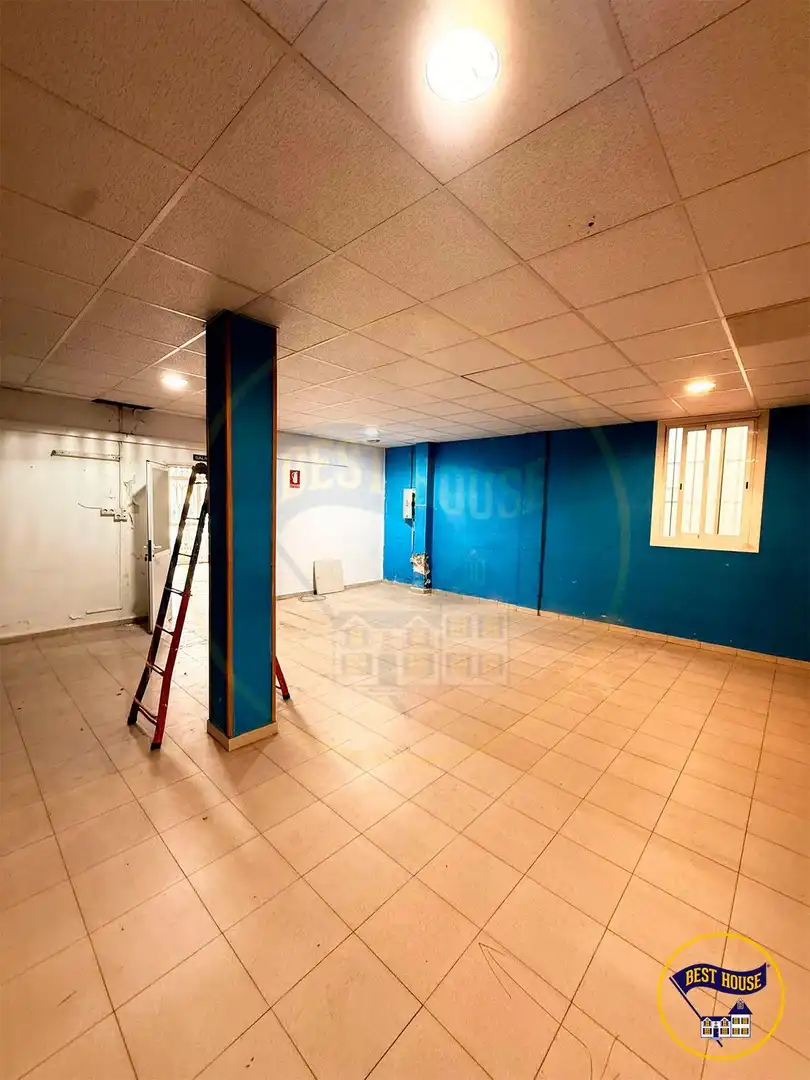 Local en venta en Calle de Barcelona, Reyes Católicos - Paseo San Antonio