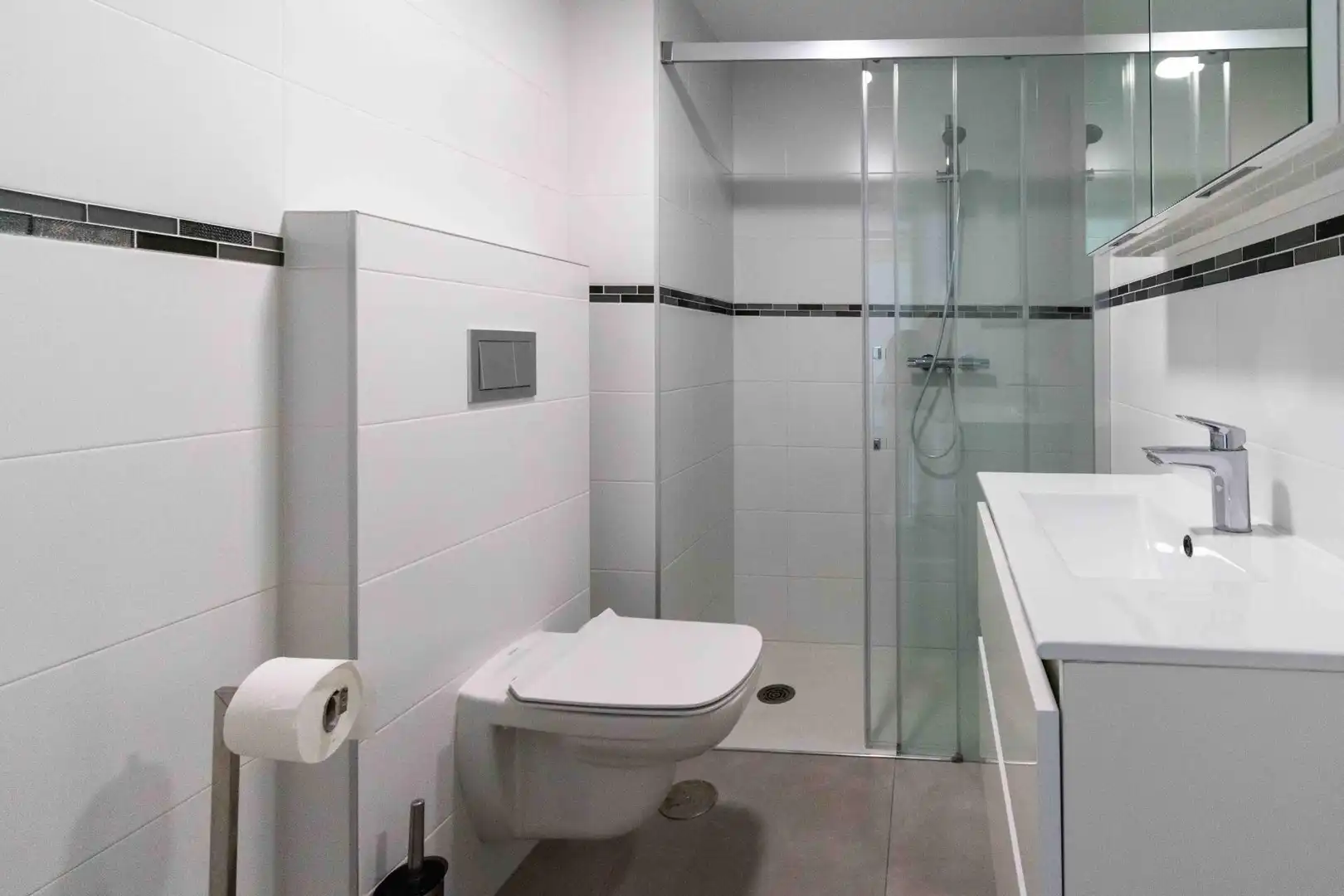 Bathroom of Apartments for sale in L'Alfàs del Pi  with Air Conditioner, Heating and Terrace