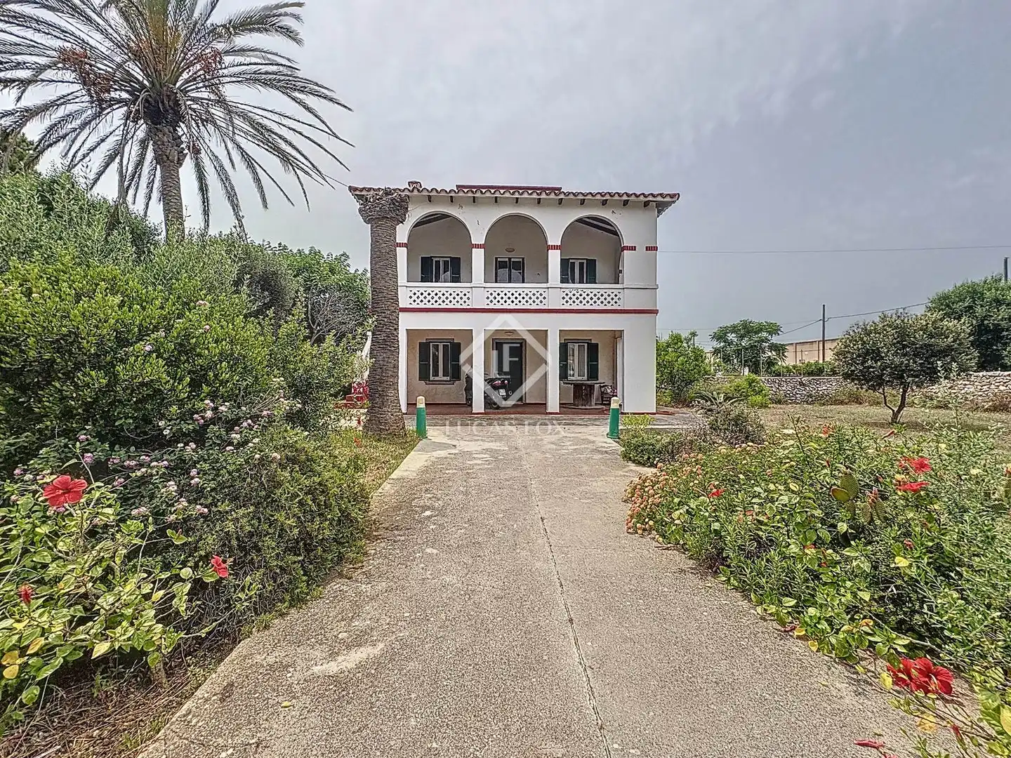 Vista exterior de Casa o xalet en venda en Ciutadella de Menorca amb Jardí privat, Terrassa i Traster