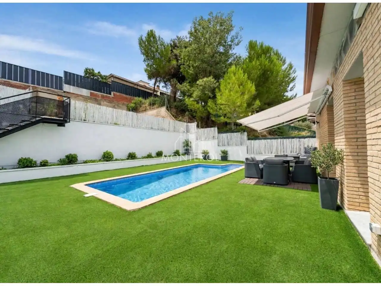 Xalet amb piscina en venda a Calle Hermann Hesse