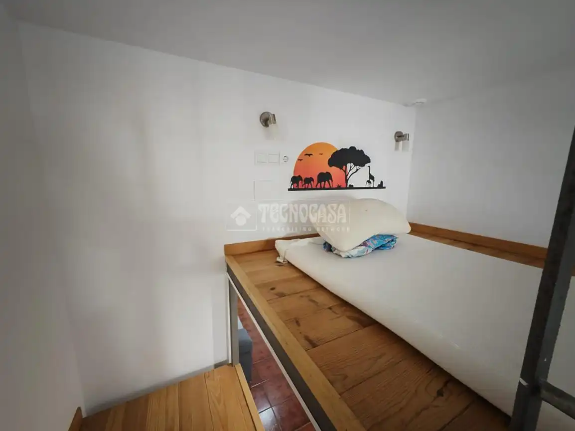 Habitación de Casa adosada en venta en Ayamonte con Aire acondicionado