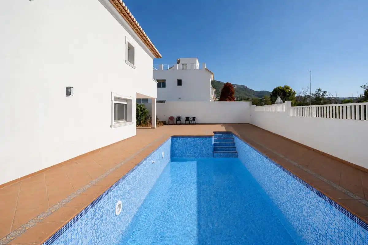 Piscina de Casa o chalet en venta en Dénia con Aire acondicionado y Calefacción
