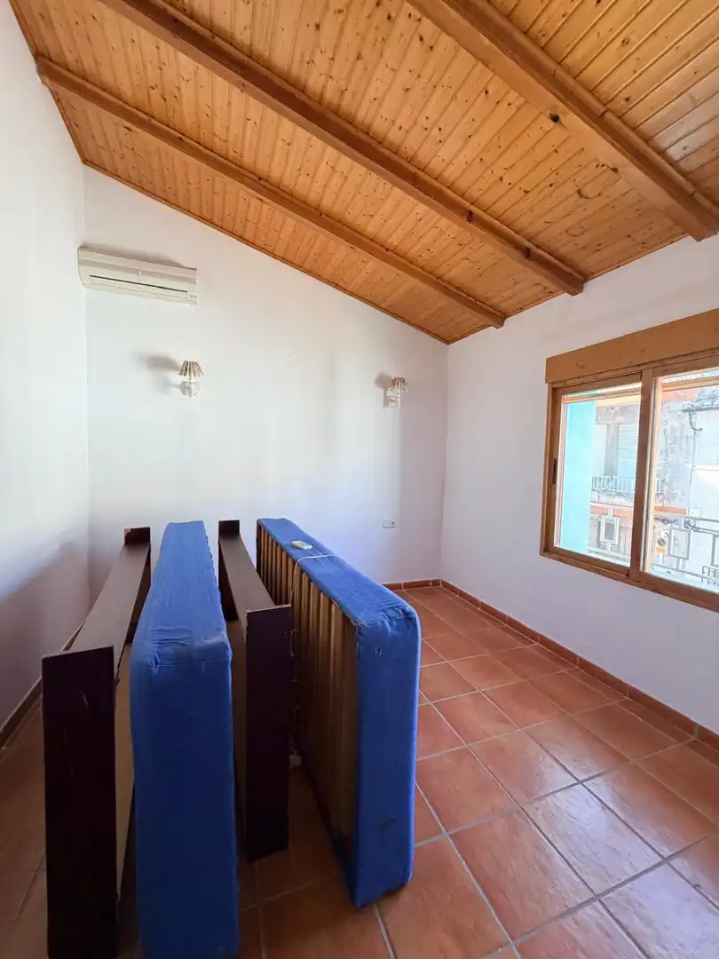 Menjador de Finca rústica en venda en Salem, Valencia