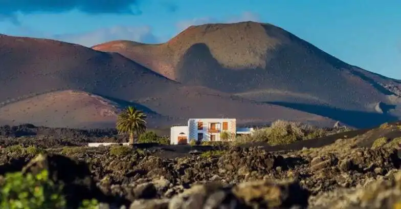 Vista exterior de Casa o chalet en venta en Yaiza con Trastero y Amueblado