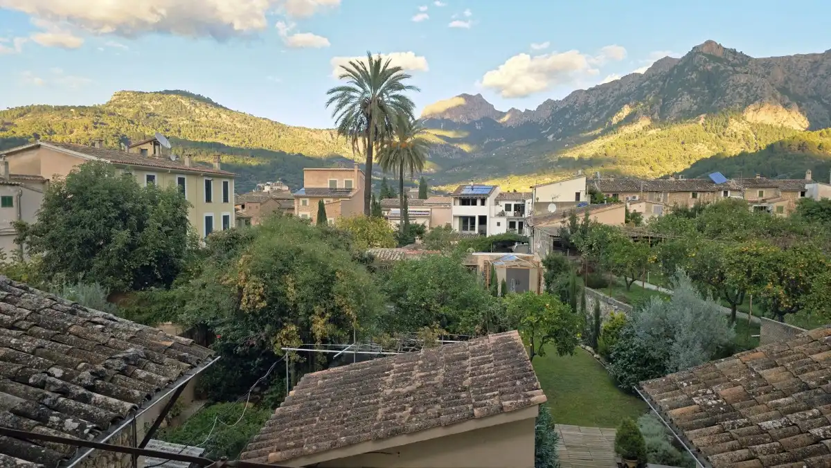 Terraced house with garden for sale in Sóller, imagen 2