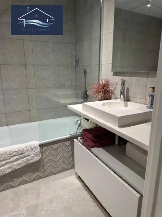 Baño de Piso en venta en Alicante / Alacant con Aire acondicionado, Calefacción y Parquet