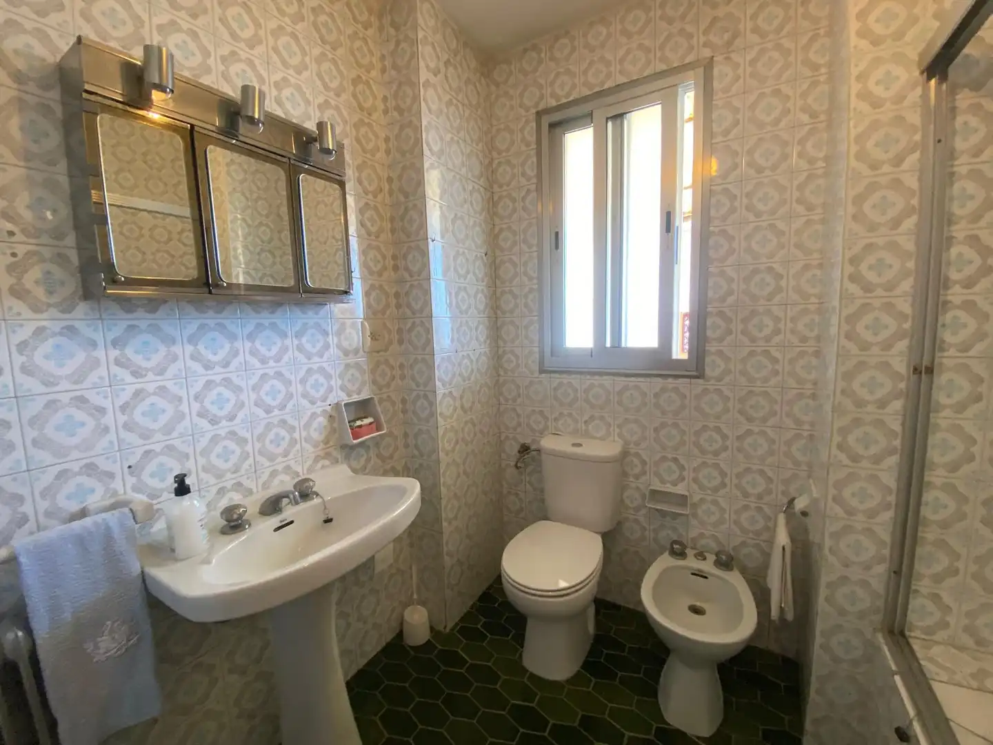 Baño de Piso en venta en O Carballiño   con Calefacción, Terraza y Amueblado