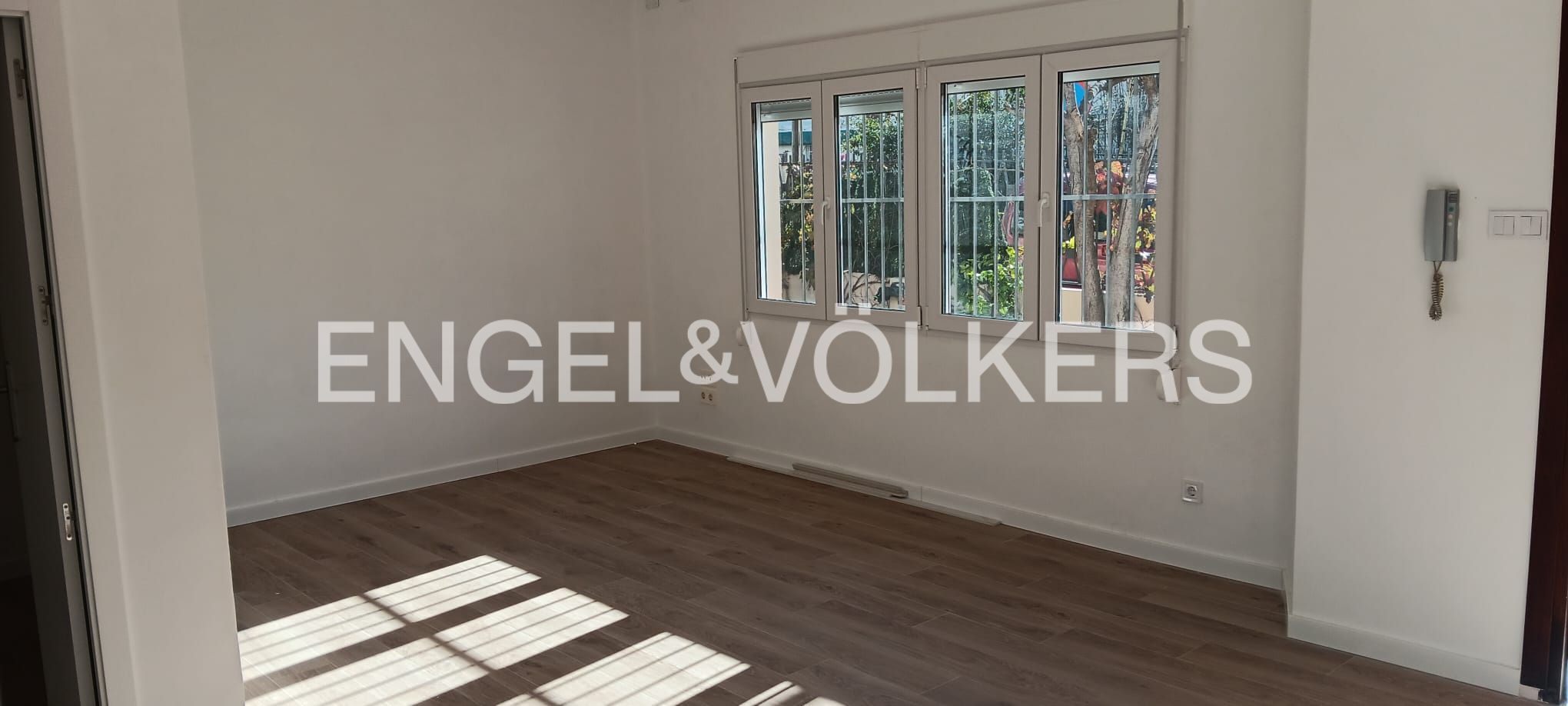 Sala d'estar de Casa o xalet de lloguer en L'Eliana amb Aire condicionat, Calefacció i Jardí privat