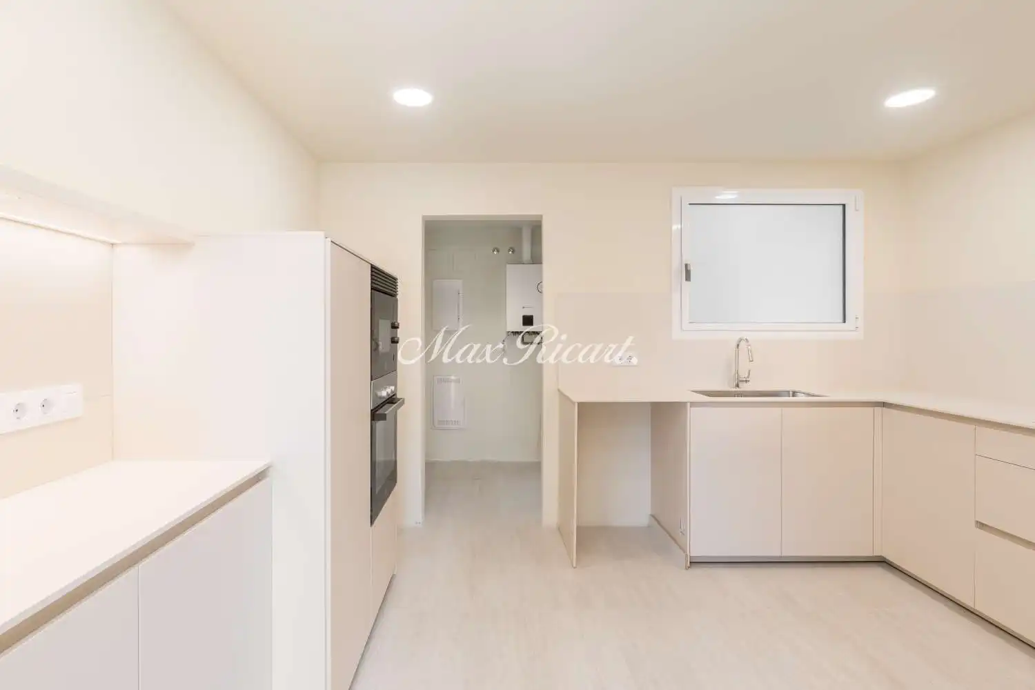 Kitchen of Flat for rent in Barcelona  with Air Conditioner, Heating and Terrace