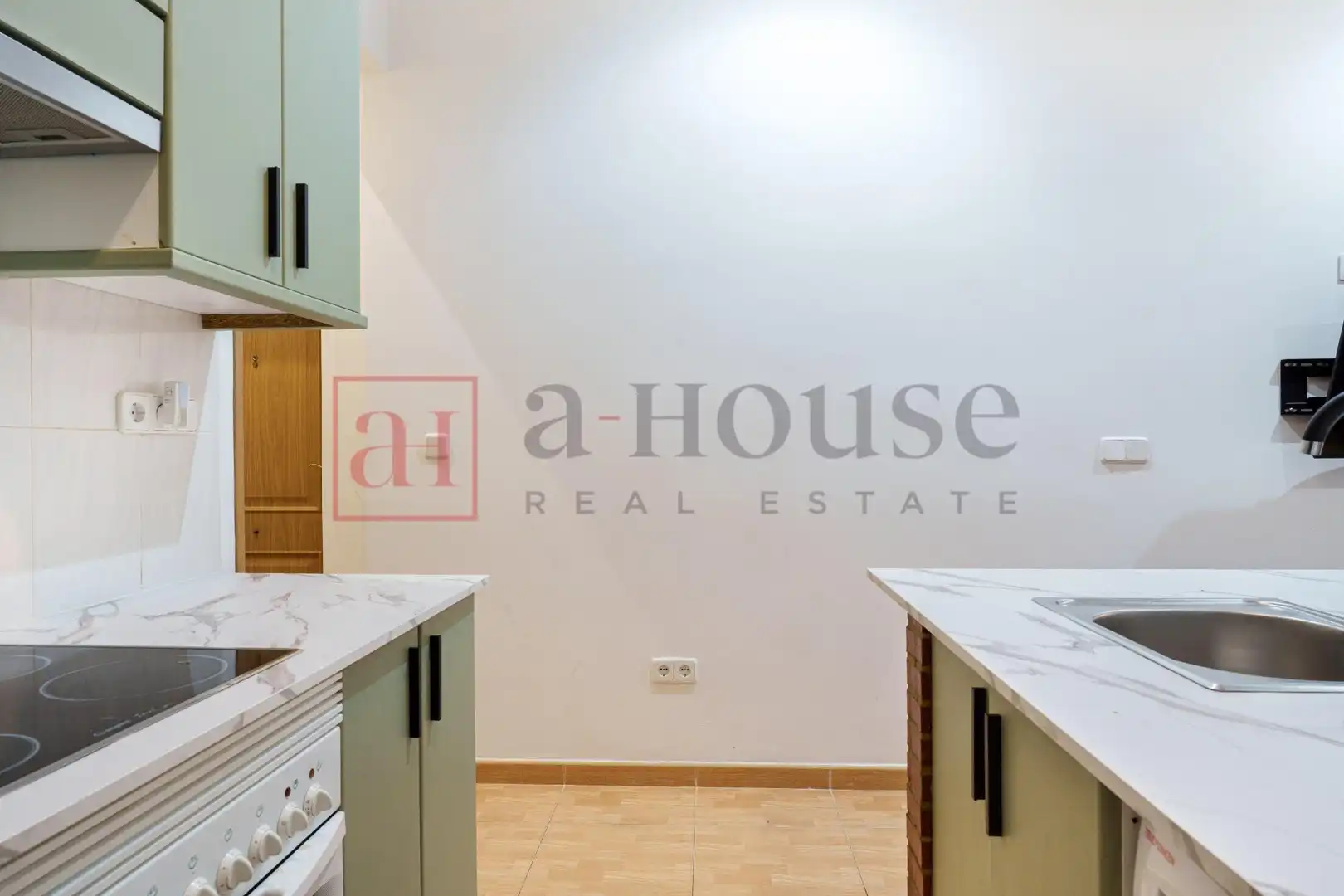 Kitchen of Ground floor for sale in Madrid  with Air Conditioner, Heating and Furnished