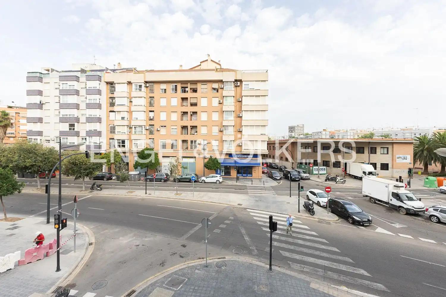 Exterior view of Flat for rent in Valencia  with Air Conditioner, Heating and Parquet flooring
