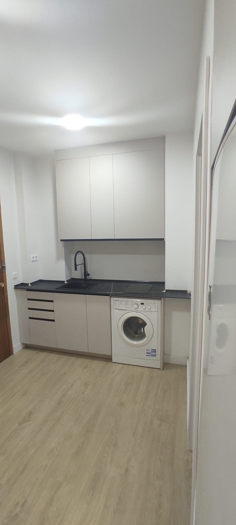 Cuina de Apartament de lloguer en  Madrid Capital amb Calefacció