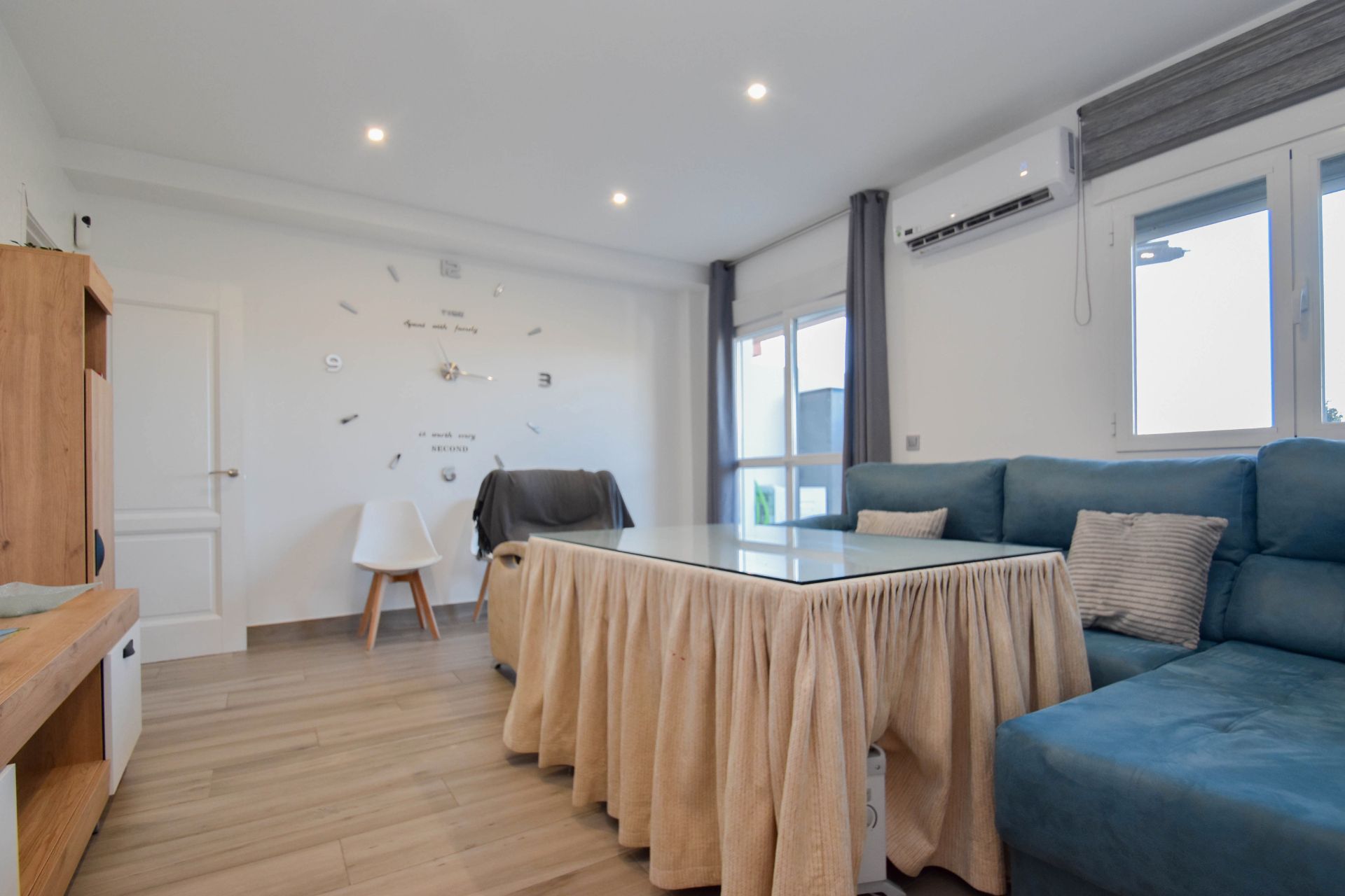 Sala d'estar de Pis en venda en Las Gabias amb Aire condicionat, Terrassa i Traster