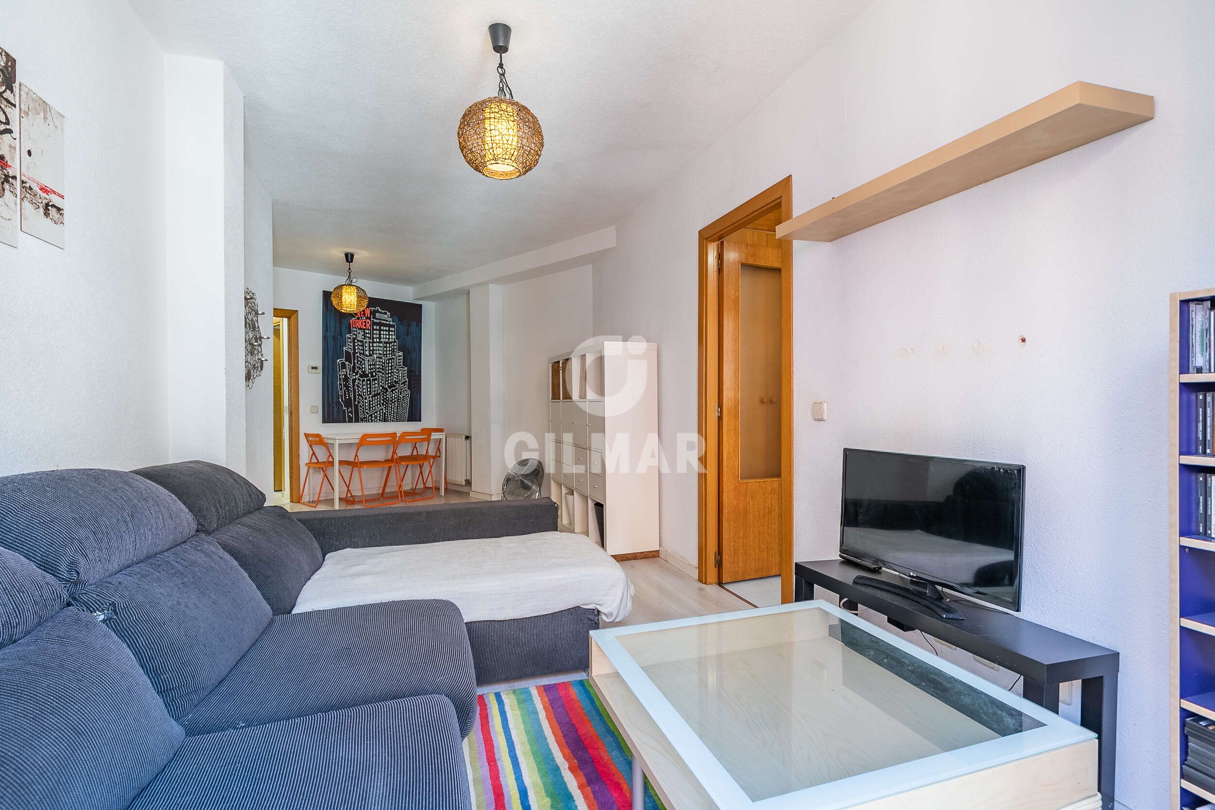 Sala d'estar de Pis en venda en  Madrid Capital amb Calefacció