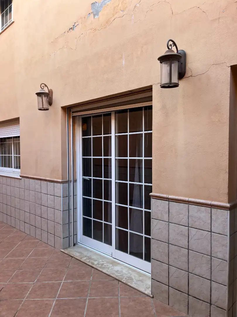 Vista exterior de Casa adosada en venta en Cártama con Amueblado