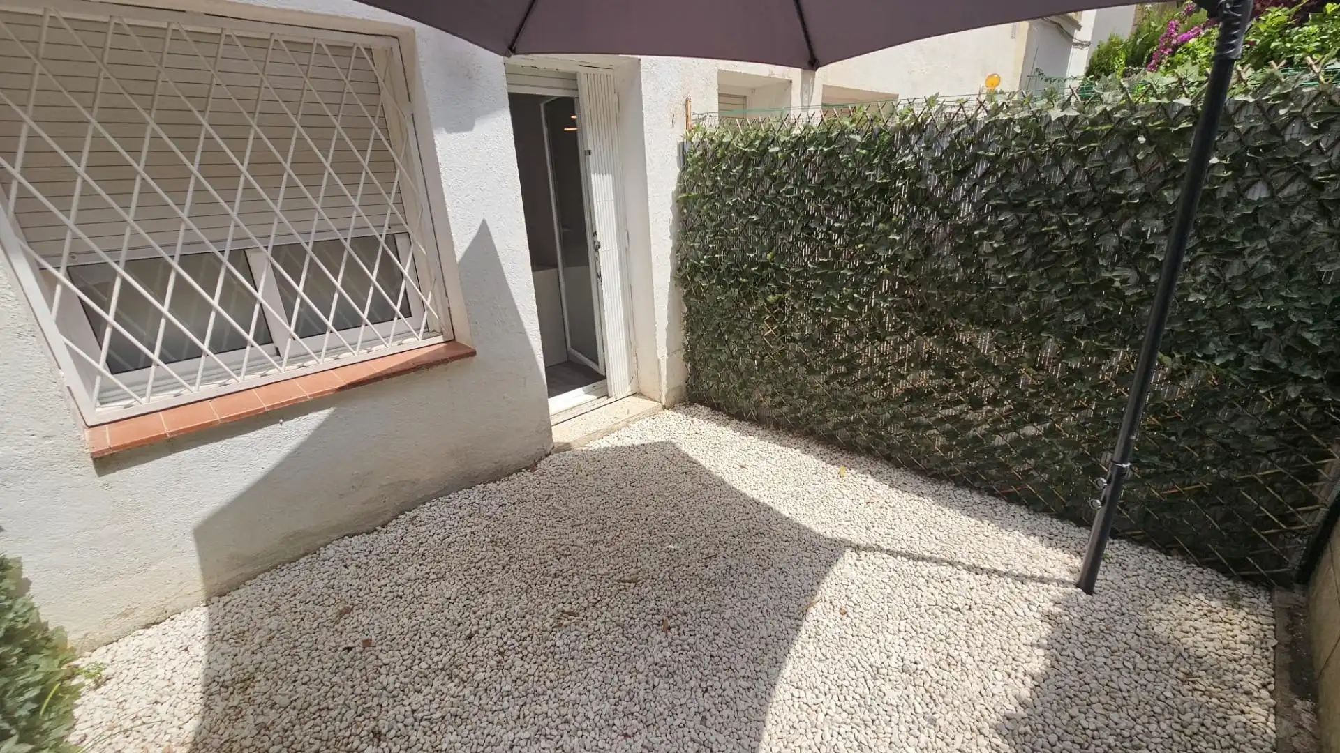 Jardí de Dúplex en venda en Calella amb Parquet, Terrassa i Moblat