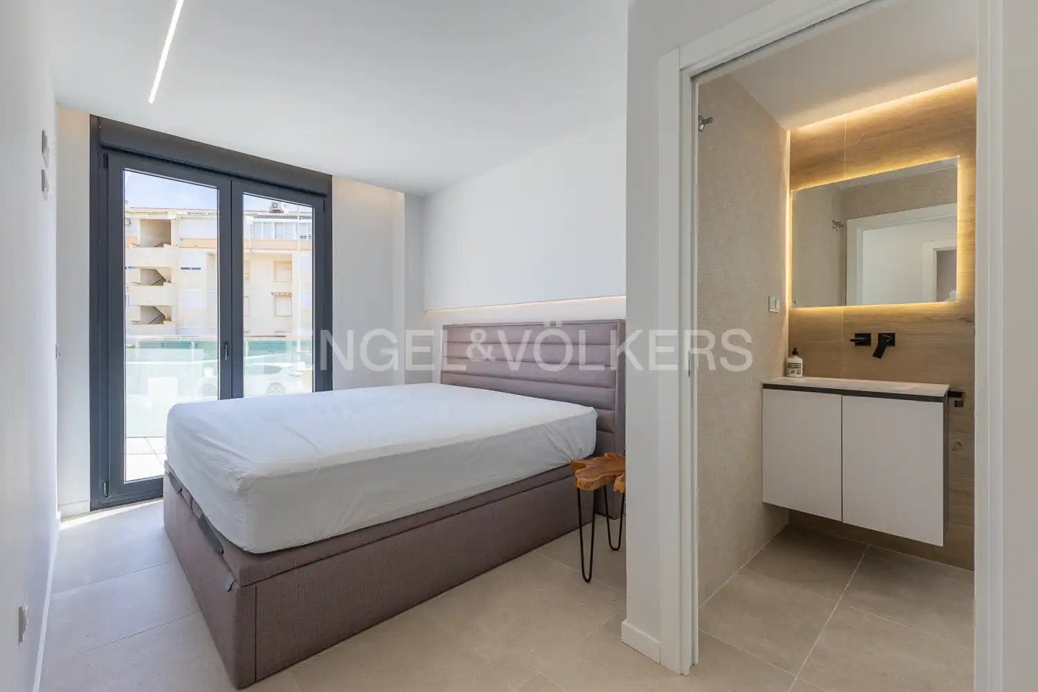 Schlafzimmer von Wohnung zur Miete in Dénia mit Klimaanlage, Heizung und Privatgarten