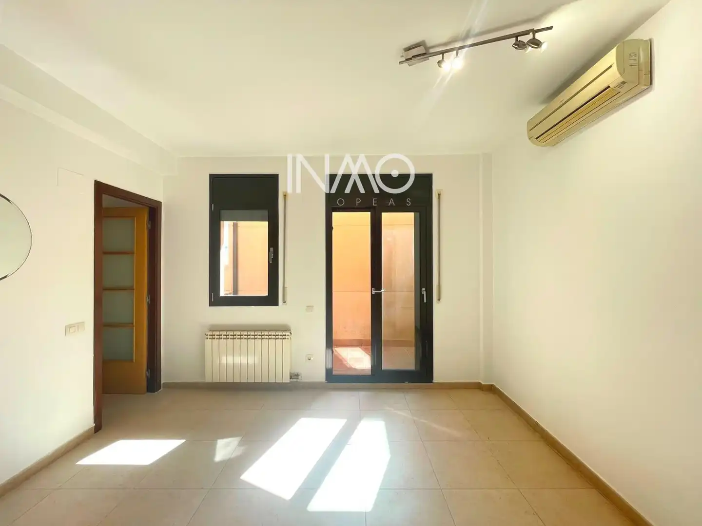 Flat for sale in Rubí  with Air Conditioner, Heating and Terrace