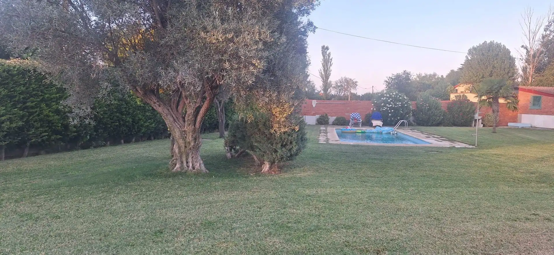 Casa con piscina en venta en Trigueros del Valle
