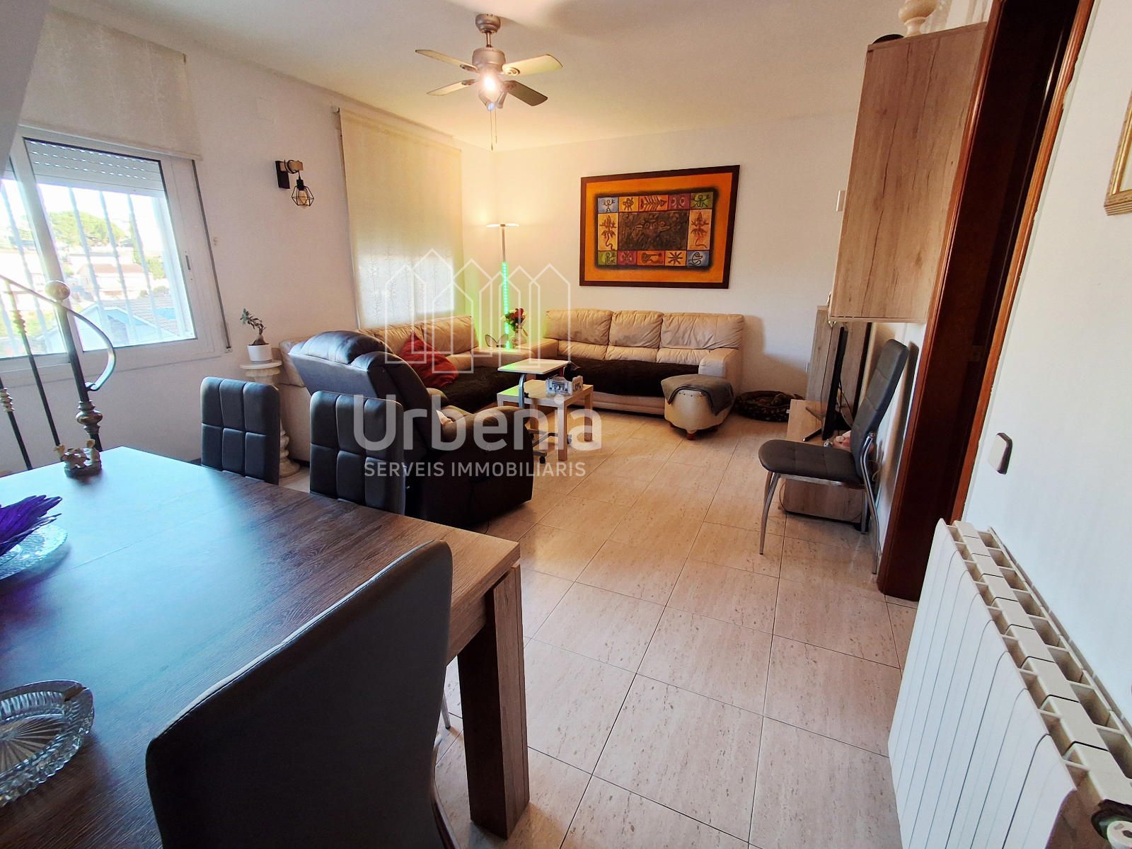 Sala d'estar de Casa o xalet en venda en Lliçà d'Amunt amb Aire condicionat, Jardí privat i Terrassa