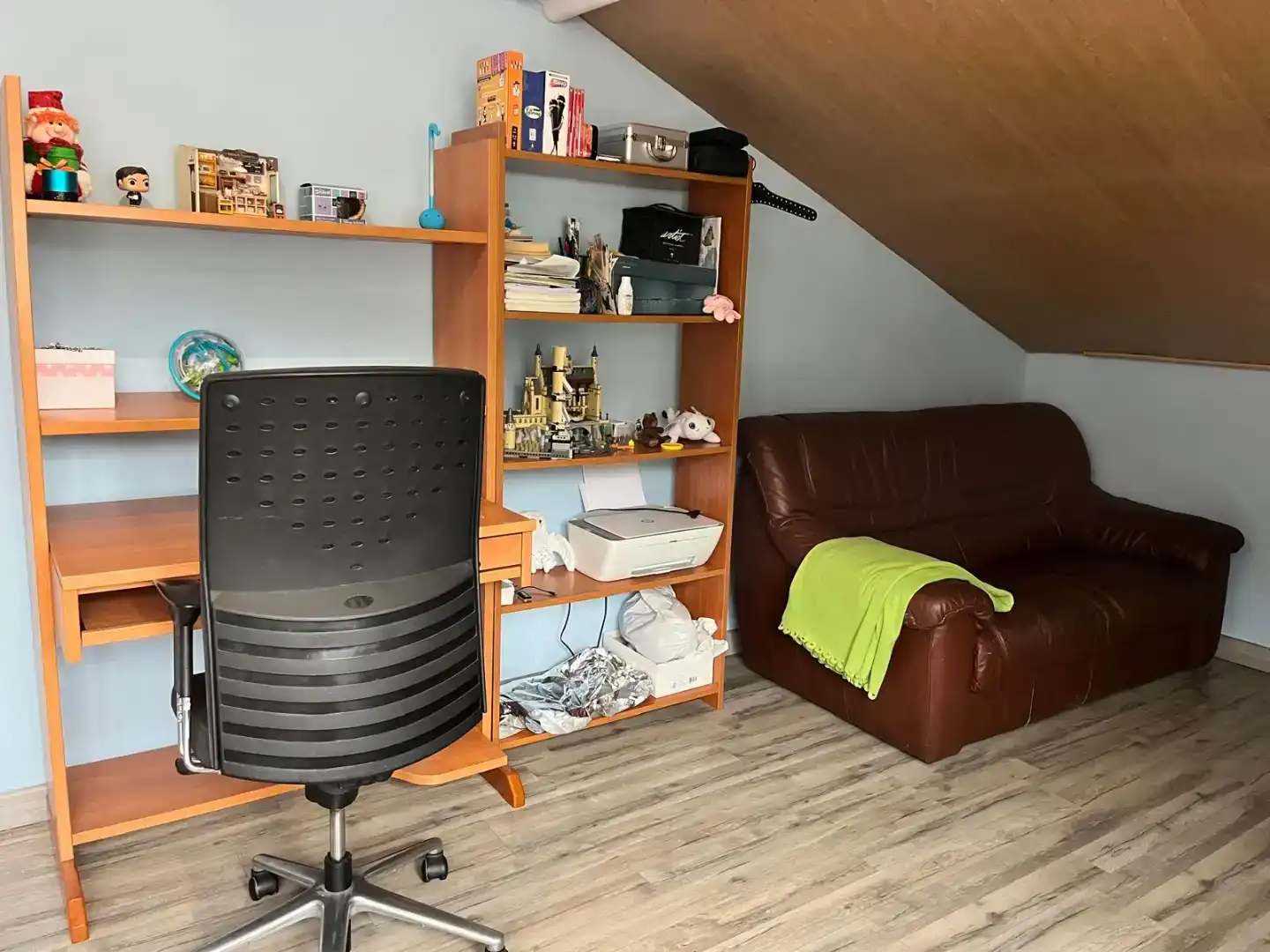 Sala d'estar de Casa adosada en venda en Laviana