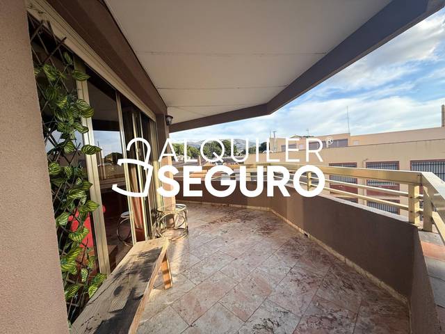 Piso en Alquiler en de las Acacias en Fraternidad