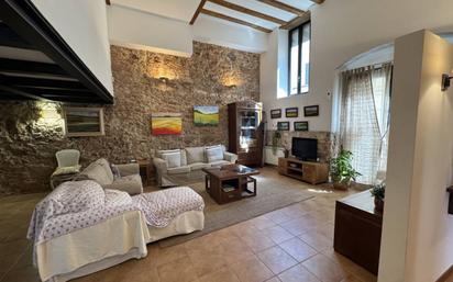 Living room of Duplex for sale in Sant Feliu de Guíxols  with Heating, Parquet flooring and Alarm