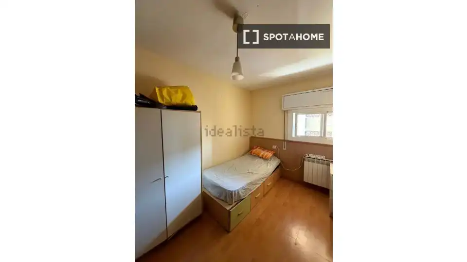 Bedroom of Flat for rent in Barcelona  with Air Conditioner, Heating and Furnished