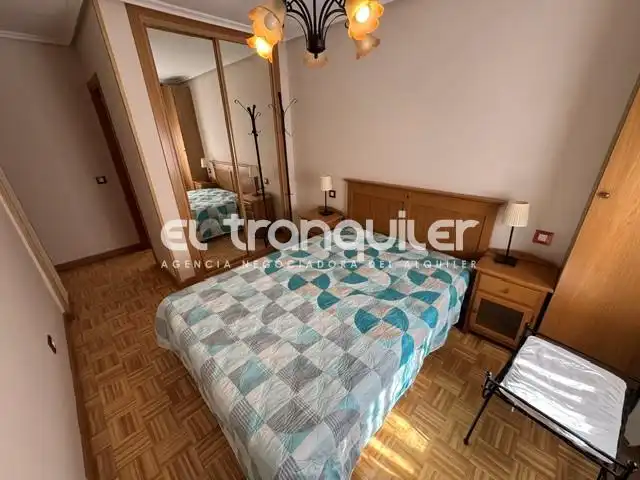 Habitación de Piso de alquiler en Parla con Aire acondicionado, Piscina y Amueblado