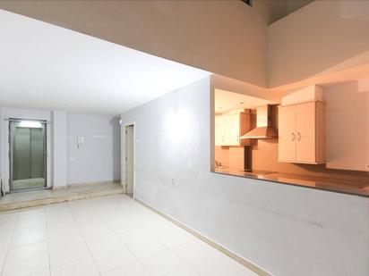 Kitchen of Flat for sale in L'Hospitalet de Llobregat  with Heating