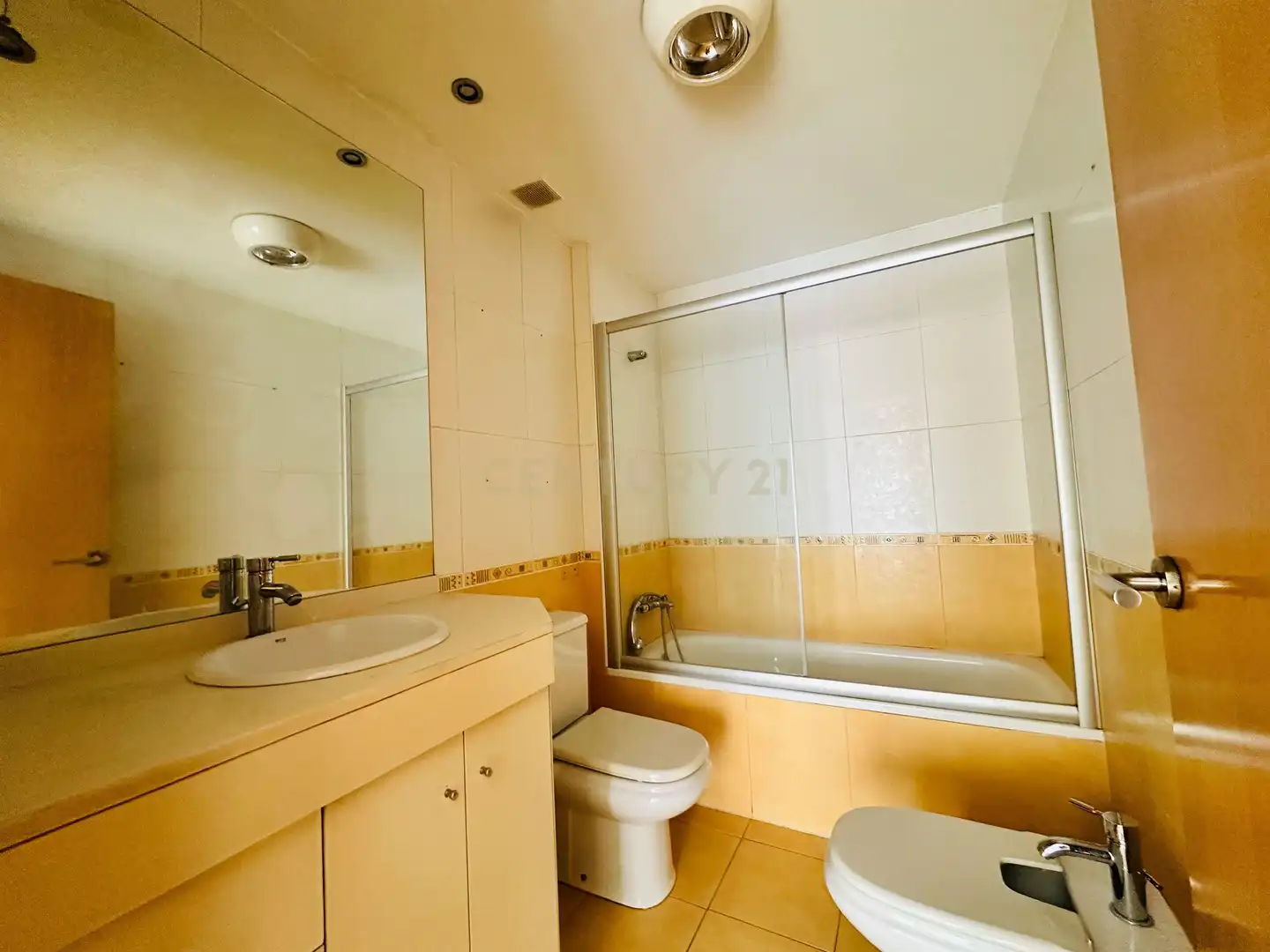 Flat for sale in Carrer d'Alfons Sala, Sabadell, Spain, -1, Covadonga