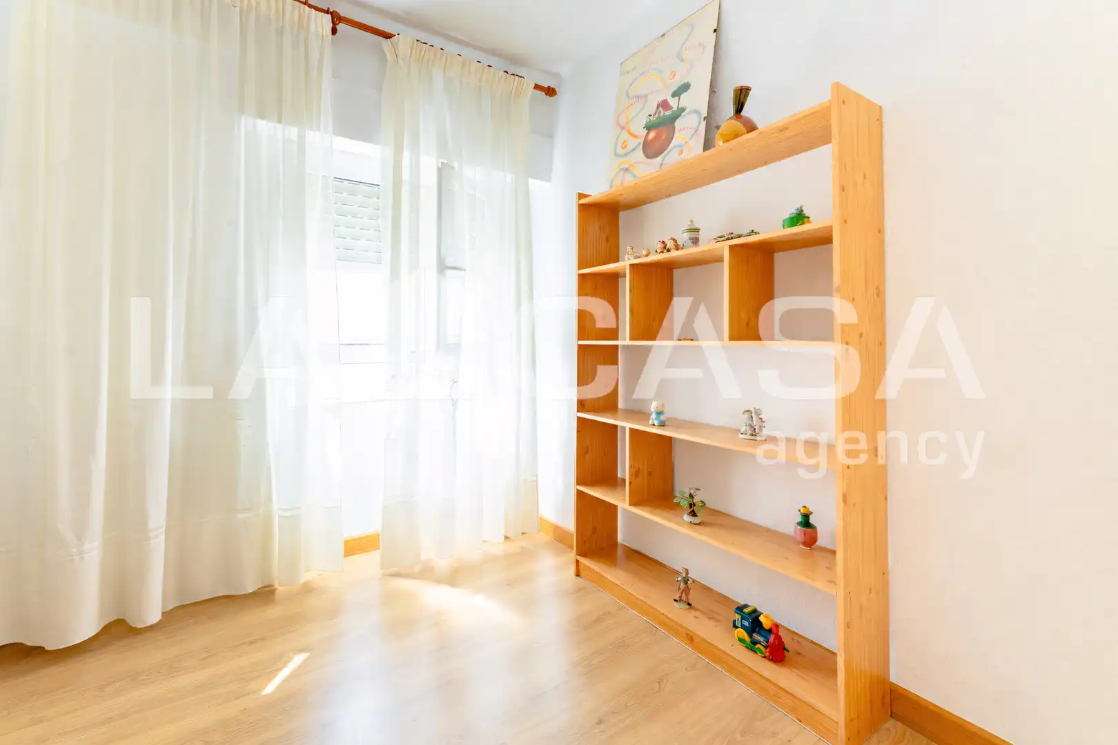 Habitación de Piso en venta en Valencia con Amueblado y Balcón
