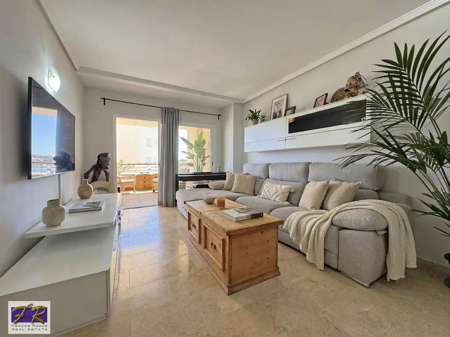 Sala d'estar de Pis en venda en Alcúdia amb Aire condicionat, Terrassa i Piscina