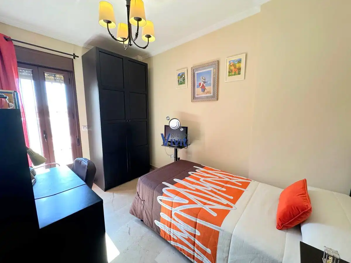 Dormitori de Casa o xalet en venda en Alcalá de Guadaira amb Aire condicionat, Traster i Balcó
