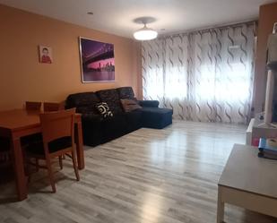 Living room of Flat for sale in Villena  with Air Conditioner, Heating and Storage room