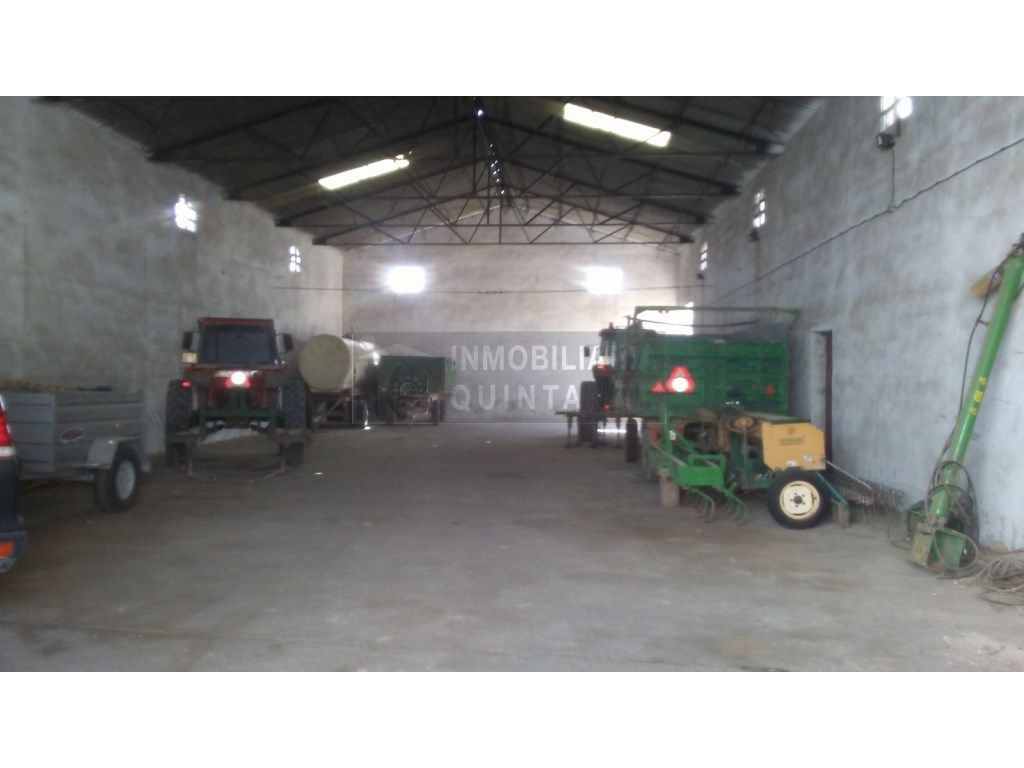 Industrial buildings to rent in La Villa de Don Fadrique