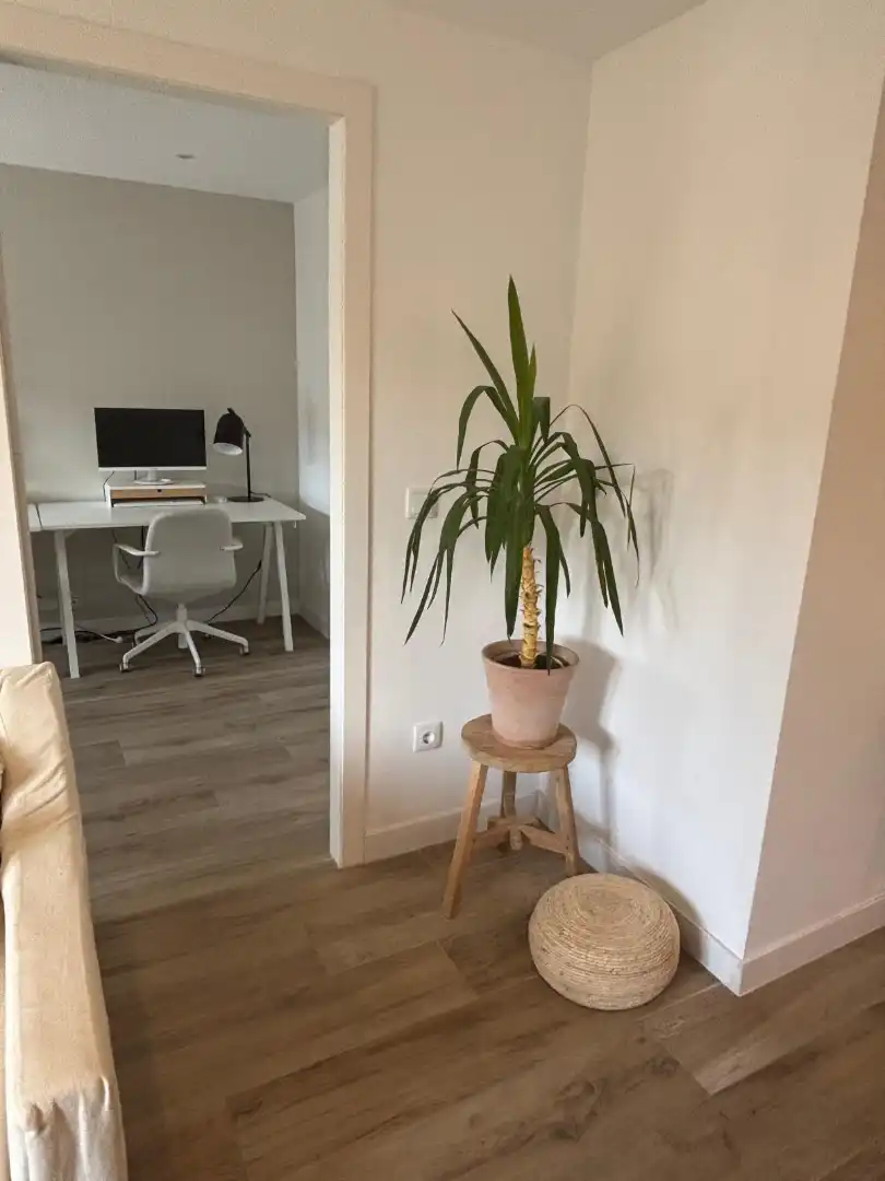 Bedroom of Flat for sale in Valencia  with Air Conditioner, Heating and Terrace