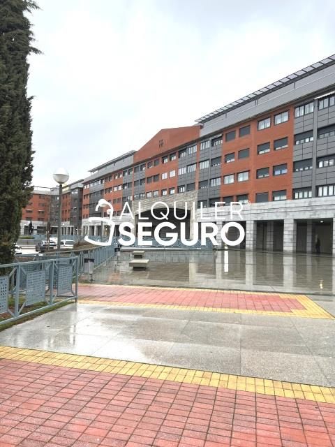Vista exterior de Piso de alquiler en Valdemoro con Aire acondicionado, Calefacción y Terraza