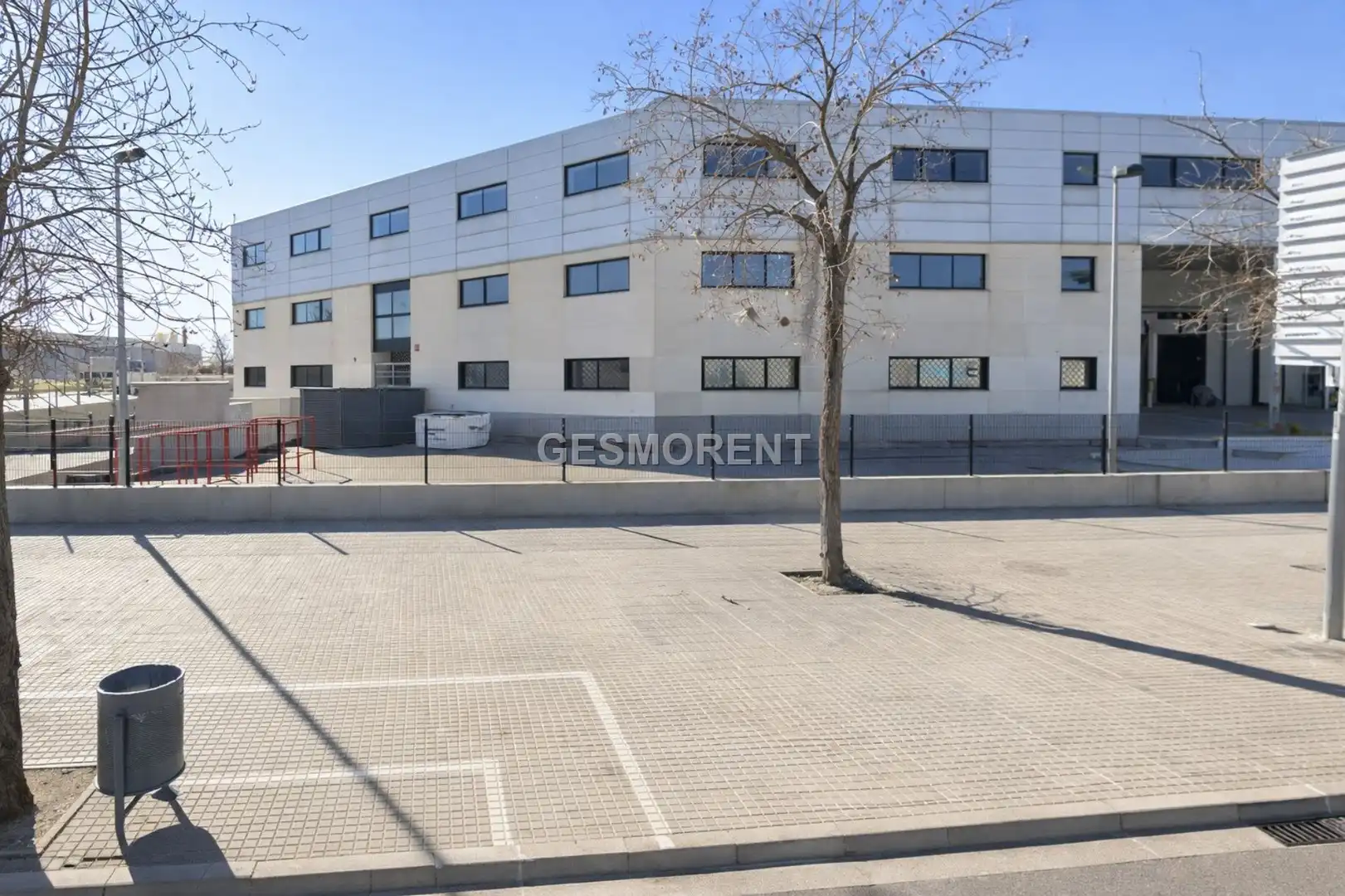 Vista exterior de Nave industrial en venta en El Prat de Llobregat