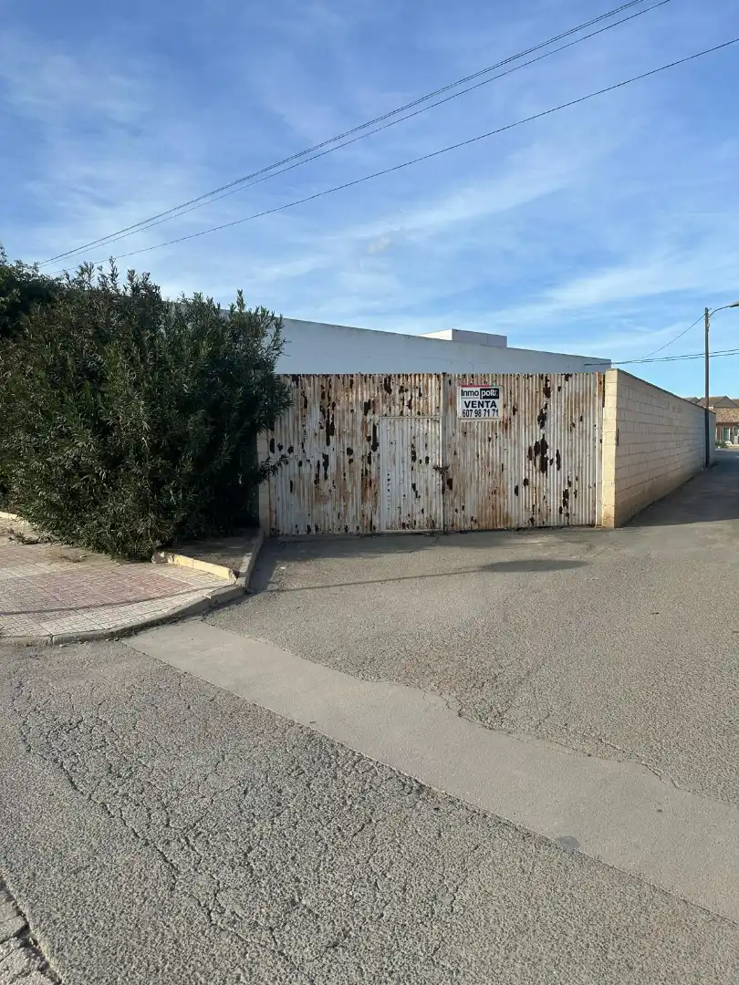 Lands and plots for sale in Avenida de Los Alcázares