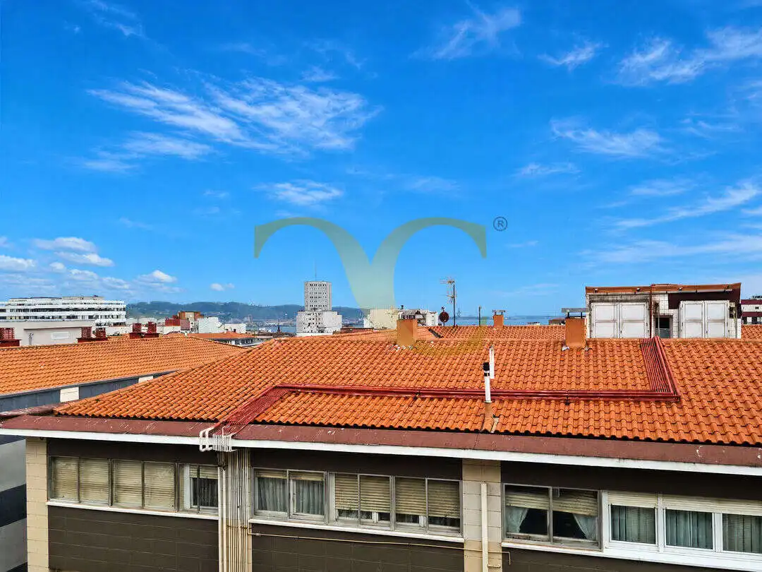 Appartement avec ascenseur à vendre à Calle Anselmo Cifuentes