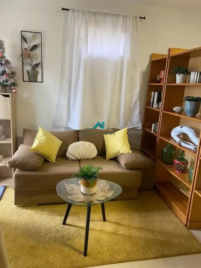 Wohnzimmer von Wohnung zur Miete in Gilet mit Klimaanlage, Heizung und Privatgarten