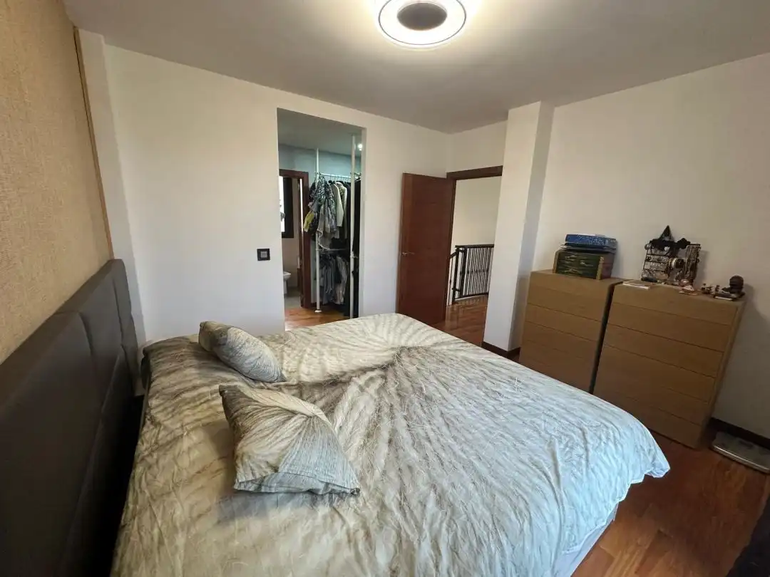 Habitación de Casa o chalet en venta en Elburgo / Burgelu con Calefacción, Jardín privado y Terraza