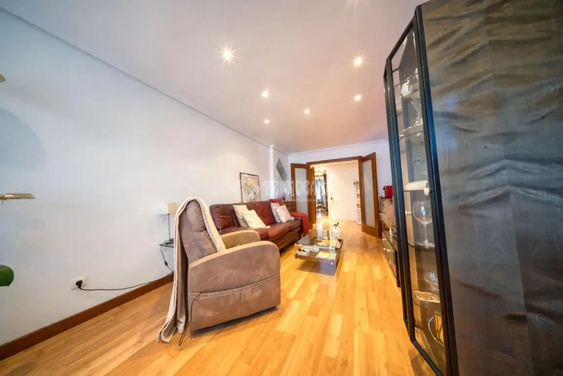Vista exterior de Piso en venta en Valladolid con Calefacción y Parquet